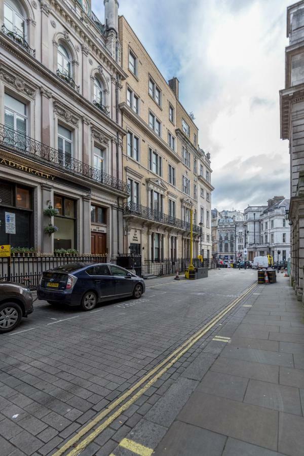 דירות לונדון Outstanding Trafalgar Penthouse, Sleeps 8 מראה חיצוני תמונה